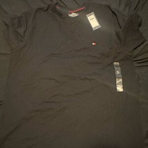 Tommy Hilfiger Men's Black T-Shirt XL